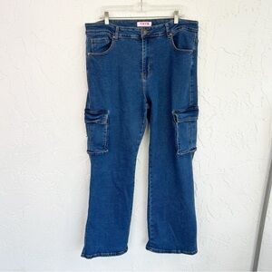 TRTR Medium Wash High Rise Cargo Wide Leg Baggy Jeans Size 18 Skater Y2K Style